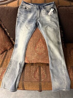 Buffalo David Bitton - MAX X  32/32
Light Wash Skinny Stretch Jeans - Blue